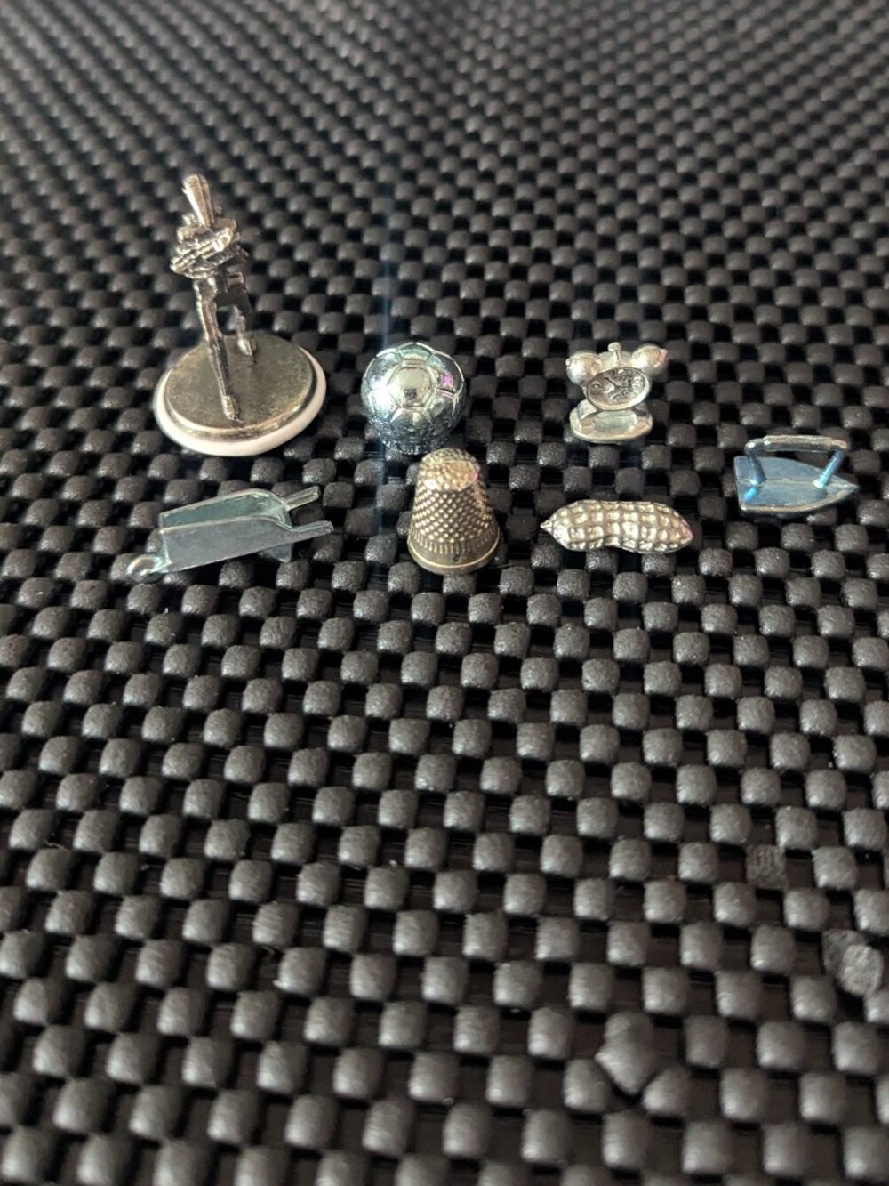 Lot of seven monopoly replacement pieces featuring Battle Droid & Peanut!